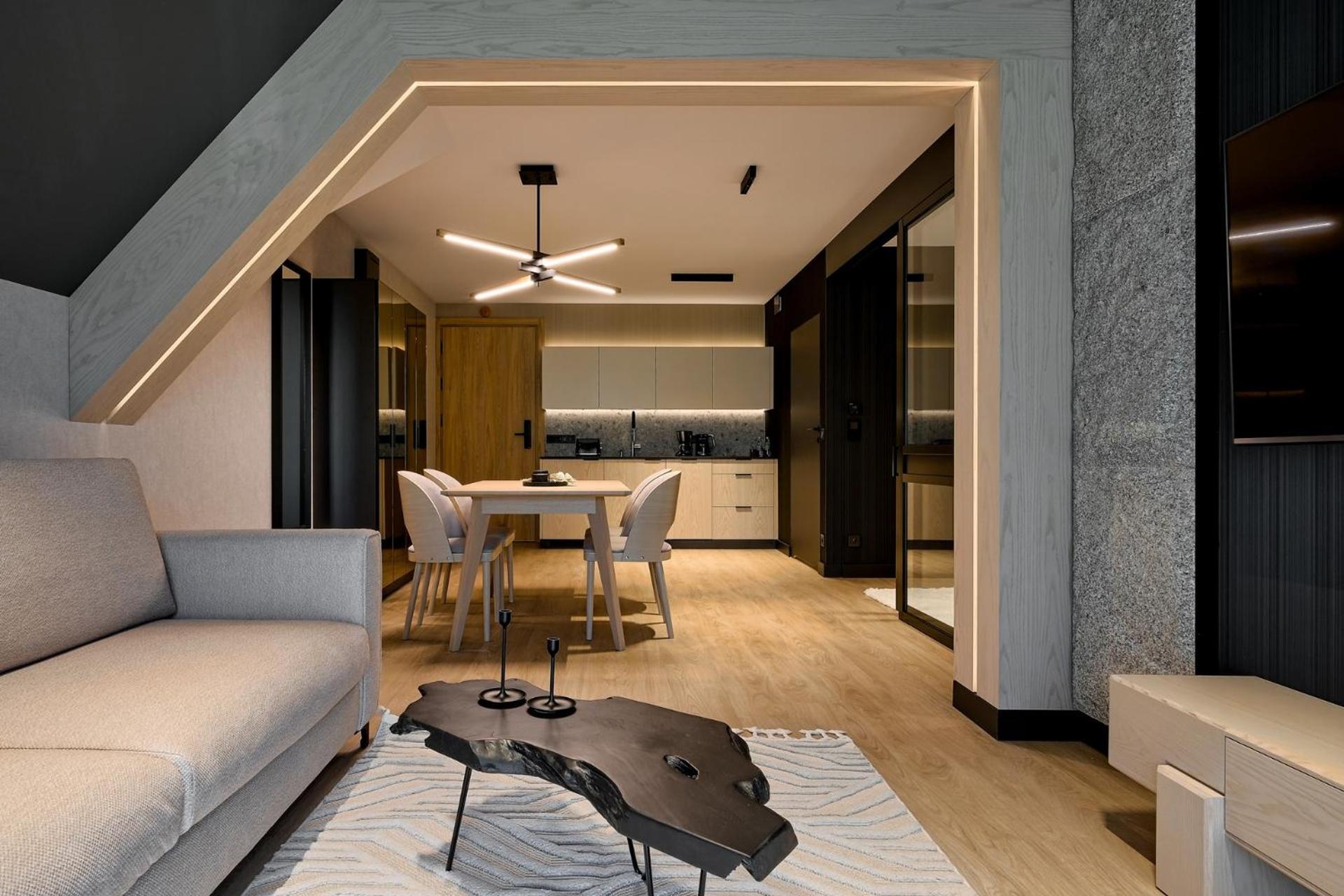 Rezydencja Sloneczna - Spa & Apartamenty Z Widokiem - เบียลกาตัทร์ชันสกา ภายนอก รูปภาพ