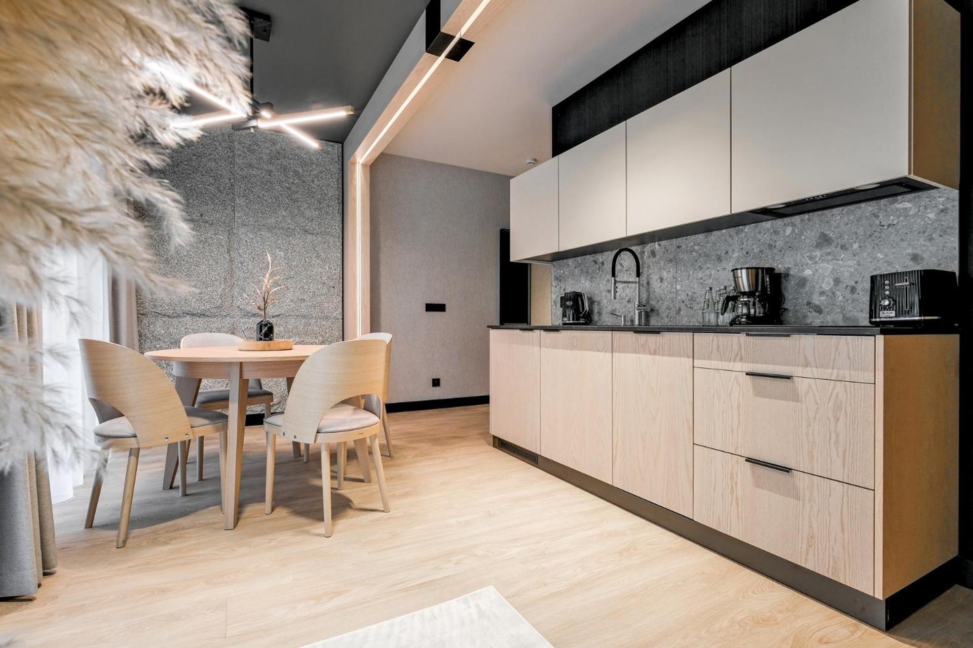 Rezydencja Sloneczna - Spa & Apartamenty Z Widokiem - เบียลกาตัทร์ชันสกา ภายนอก รูปภาพ
